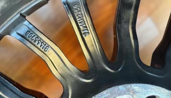 VOLVO ボルボ V40 純正 16インチ ミシュラン タイヤ・ホイールセット