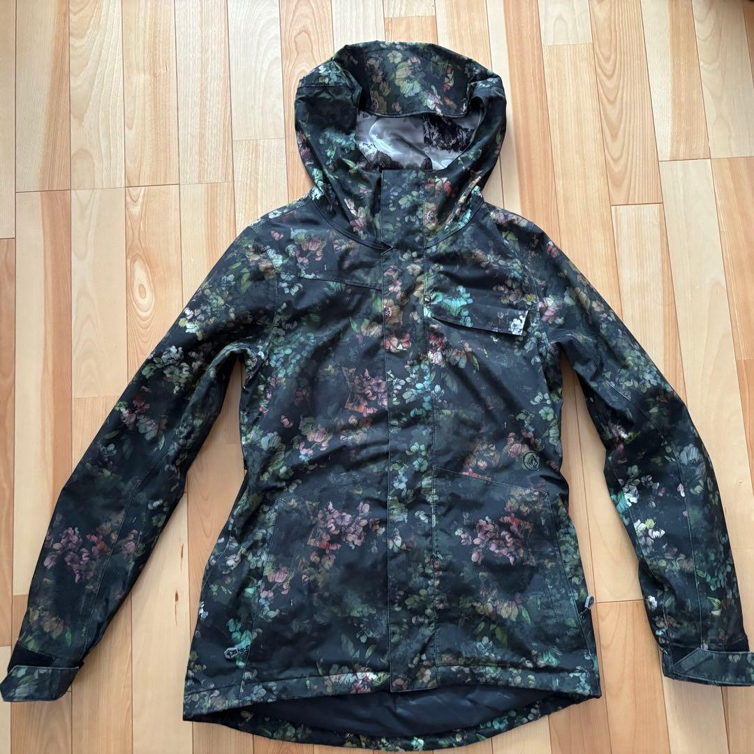 VOLCOM GORE-TEX スノーウェア　レディース　ジャケットのみ