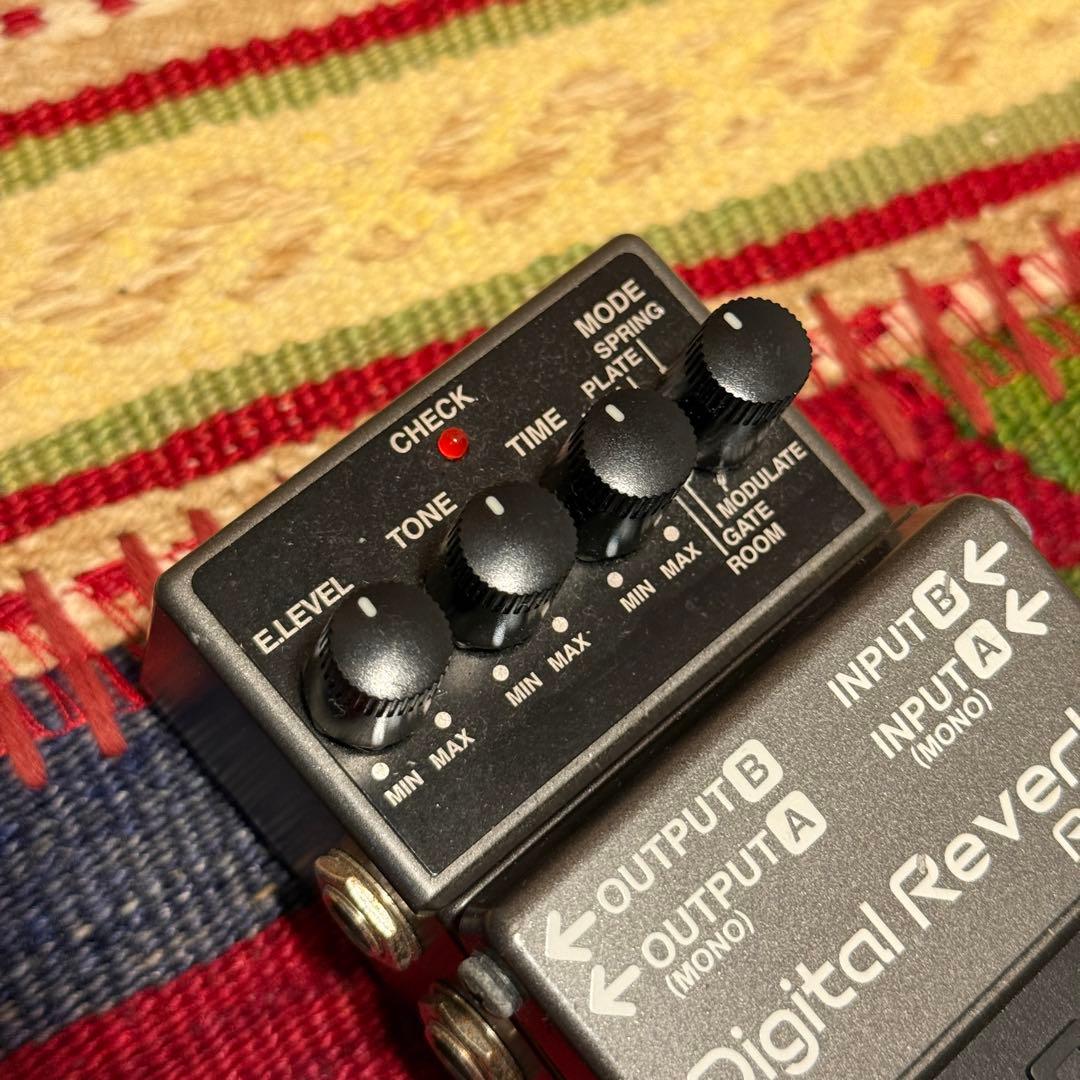 BOSS デジタルリバーブ RV-5 箱 取説 保証書 付き