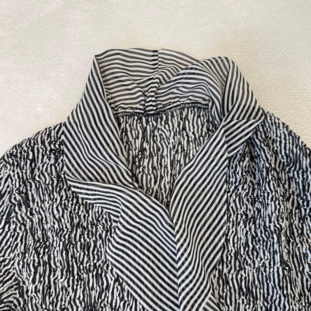 ISSEY MIYAKE プリーツ　ブラウス　変形　白　黒　長袖　Mサイズ