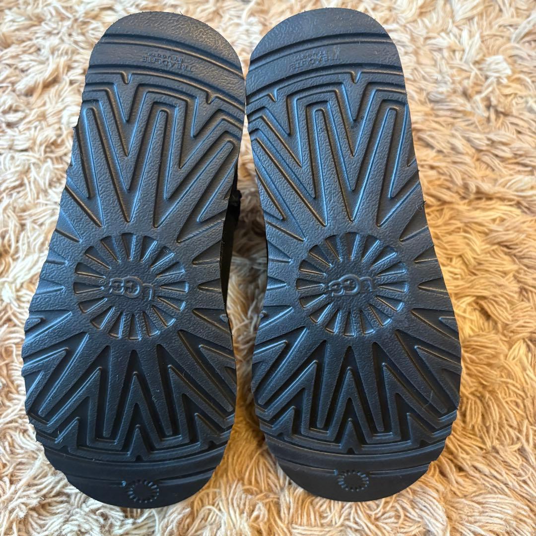 【未使用】UGG アグ ムートンブーツ レディース レザー 22cm ブラック