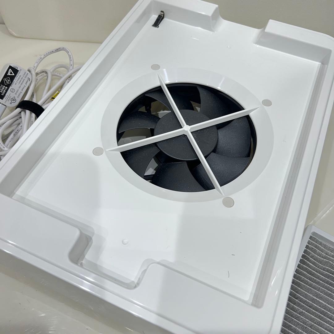 ①PREGEL レクシア サイクロン　ハンディライト　集塵機　ジェルネイル