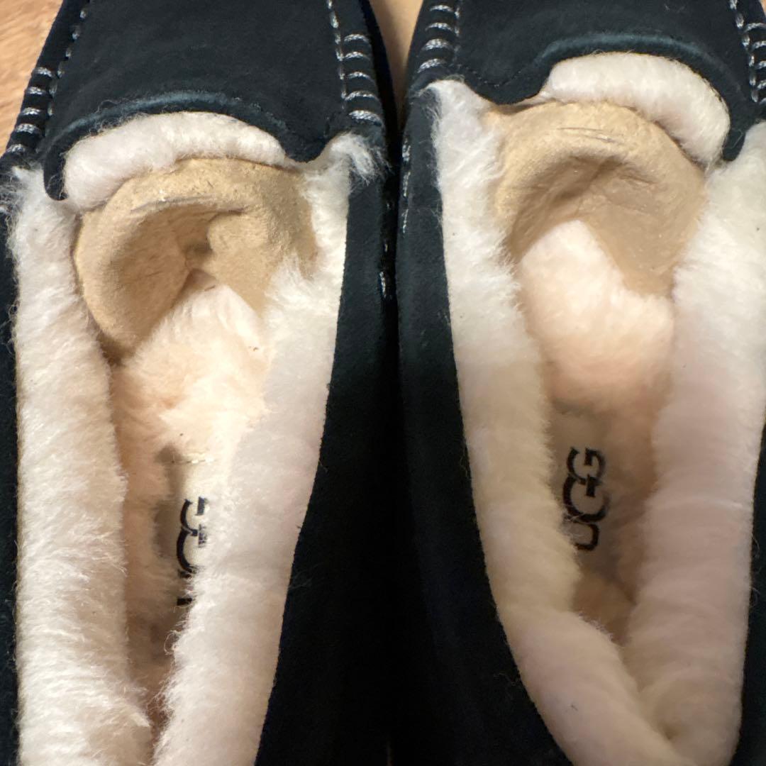 未使用 UGG モカシン ブラック22cm