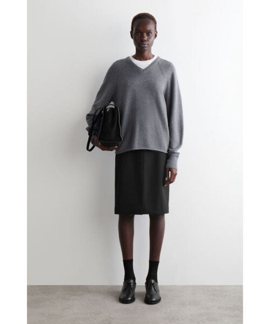 COS コス　レザーダービーシューズ　黒のレースアップレザーシューズ