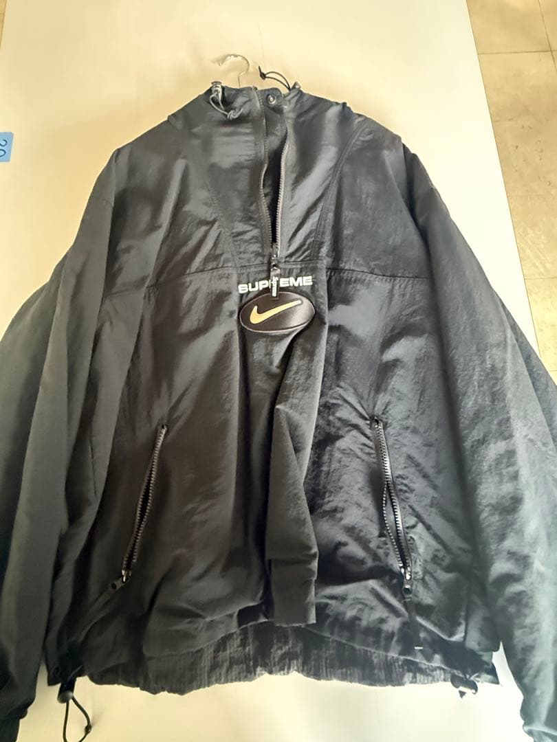 即購入、値下げ交渉可能！ SUPREME NIKE ブラックナイロンジャケット
