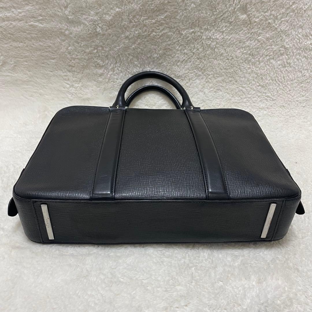 【美品】ペッレモルビダ マーレ ビジネスバッグ ブリーフケース ブラック レザー
