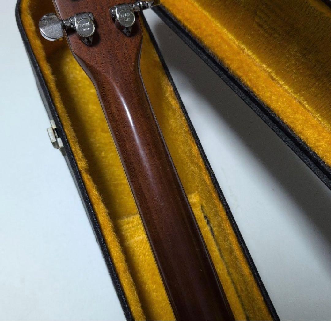 YAMAHA　ヤマハ　アコースティックギター　アコギ　FG-301　ハードケース