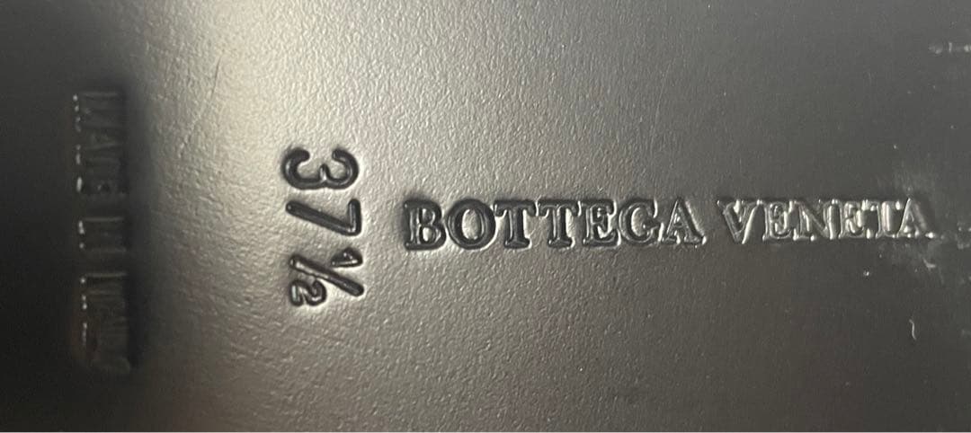 【新品】 BOTTEGA VENETA ボッテガヴェネタ サンダル 黒 24.5