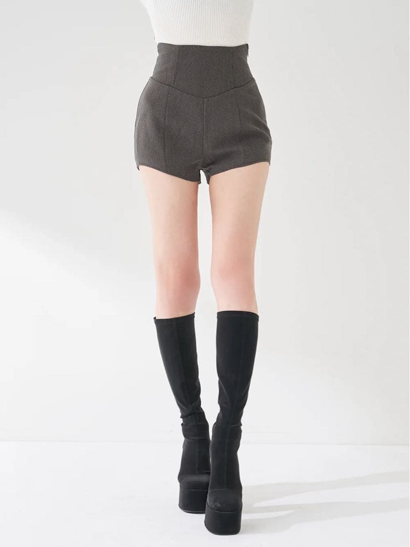 Darich ダーリッチ 美シルエットショートパンツ グレー