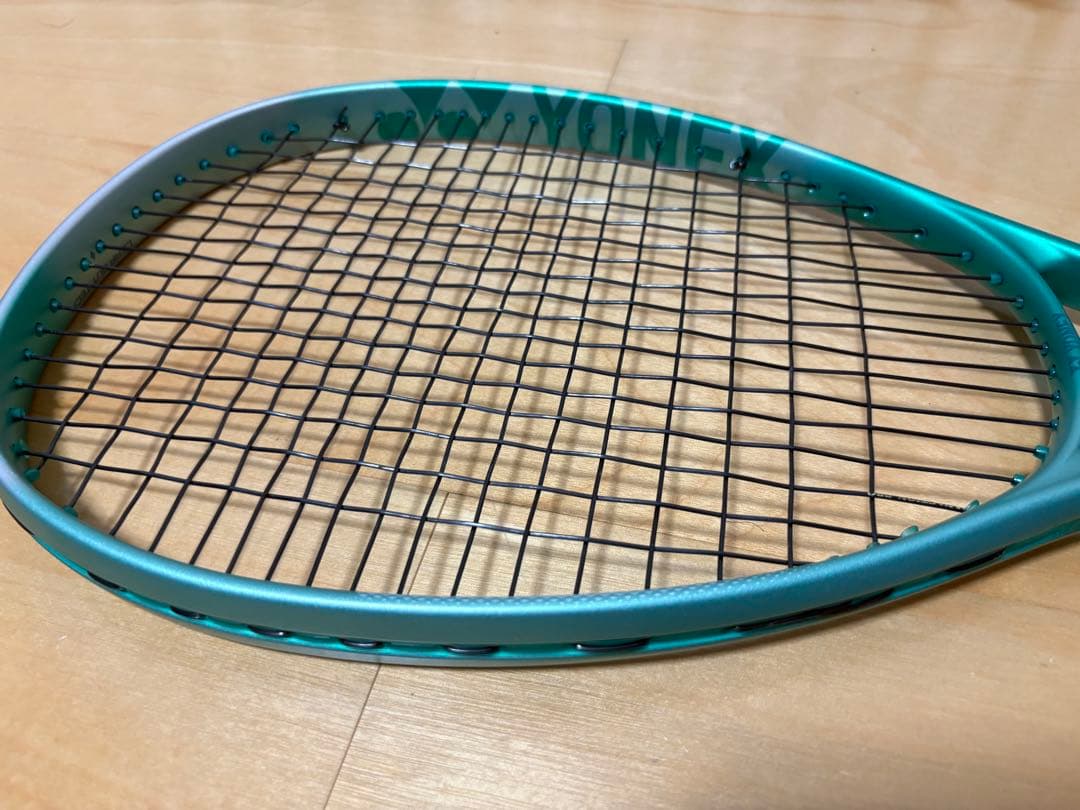 YONEX ボルトレイジ7V新色