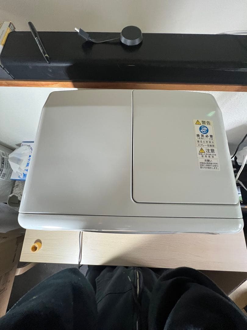 【美品】ダイニチ工業　家庭用石油ファンヒーター　　FW-3720LS-W