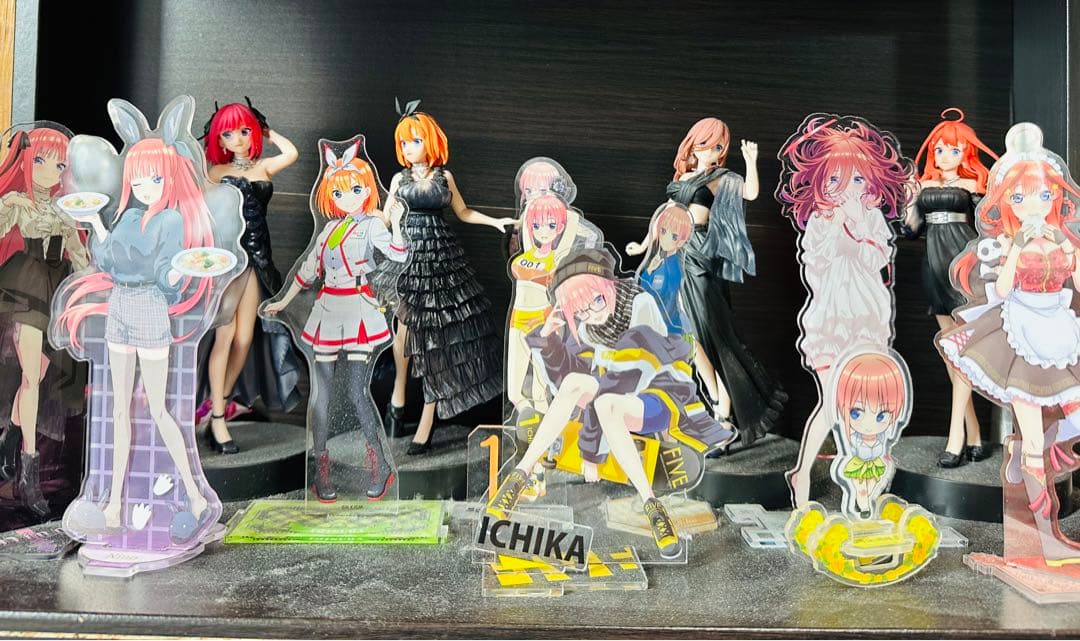 【全品1111円】五等分の花嫁　アクリルスタンド・フィギュア