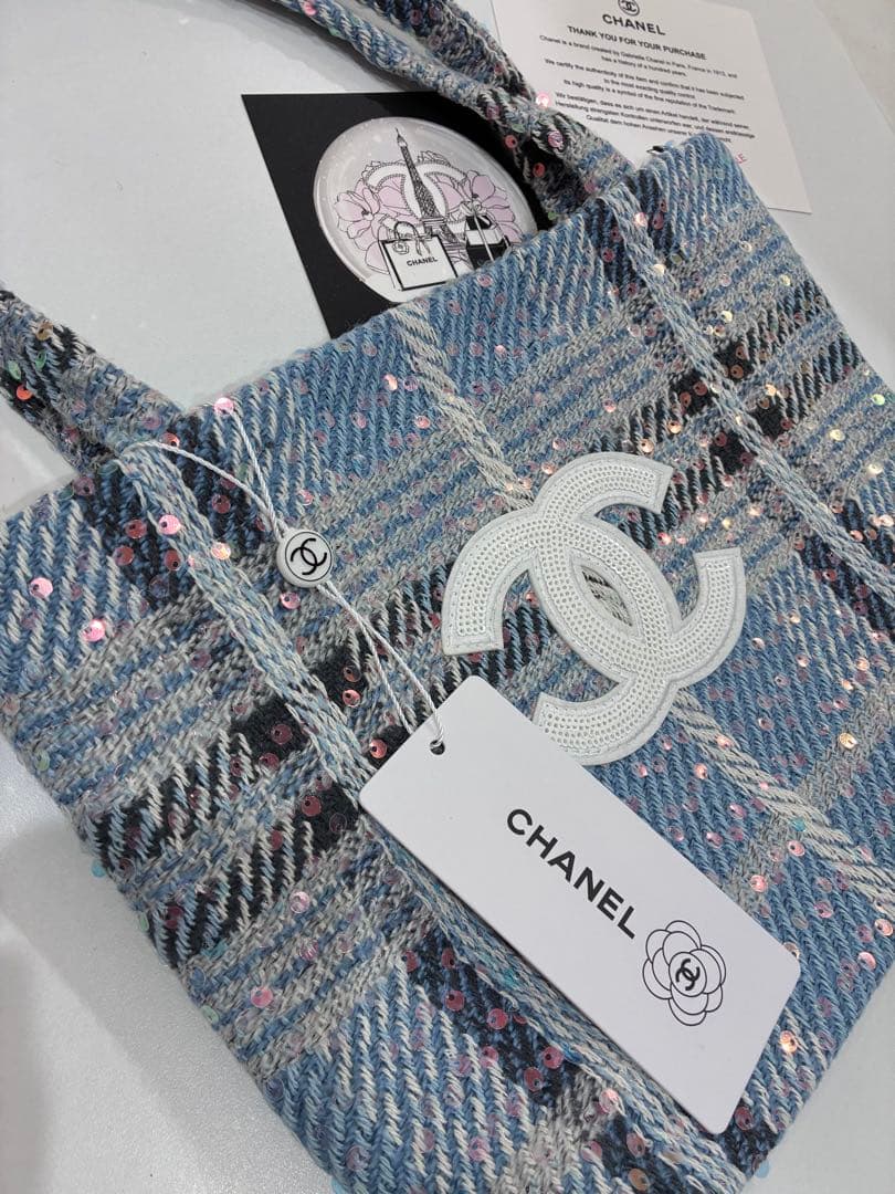 CHANEL トートバッグ スパンコール　シャネルノベルティ　バッグ　2点