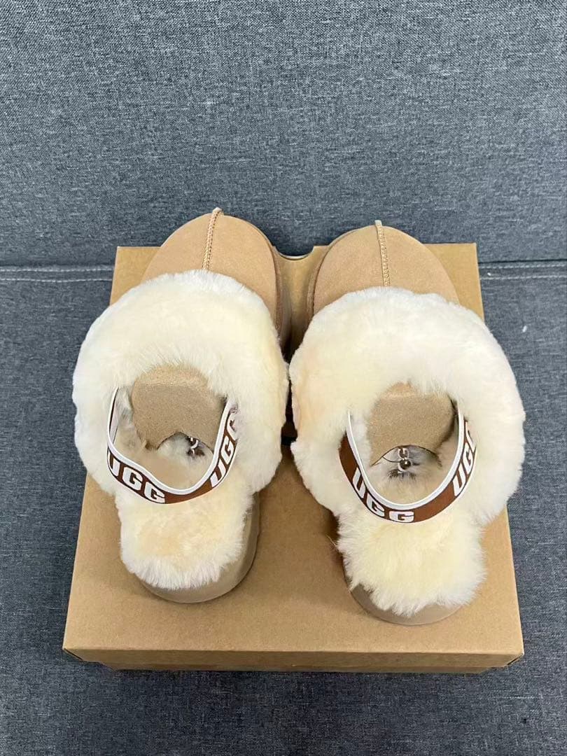 UGG ムートンブーツ ベージュ プラットフォームスリッパ 24.5cm