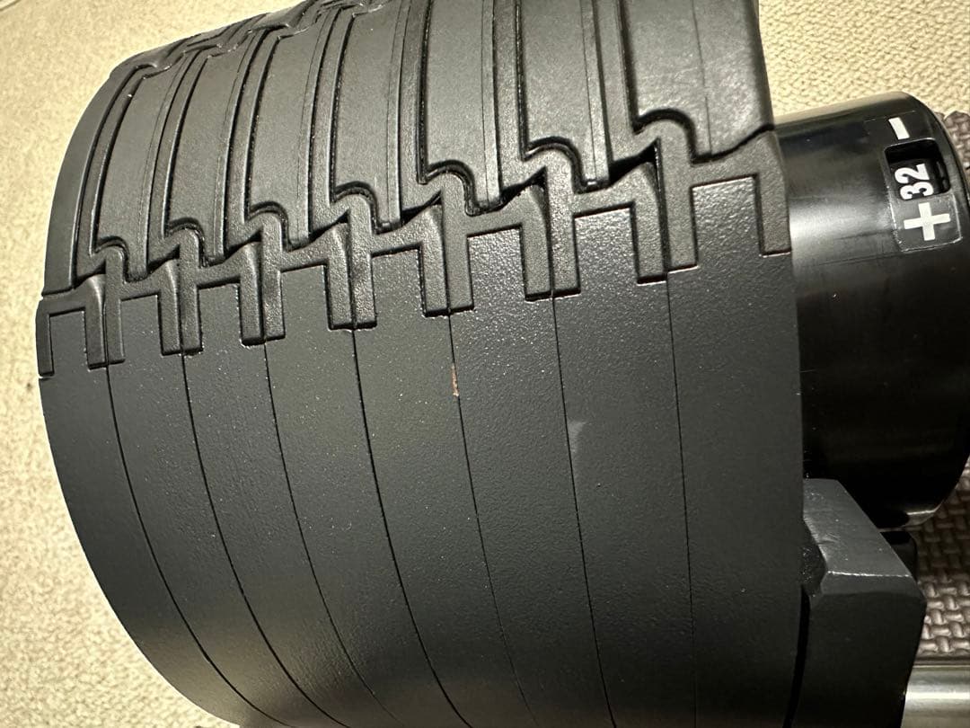 ①フレックスベル　可変式ダンベル 32kg 2kg刻み