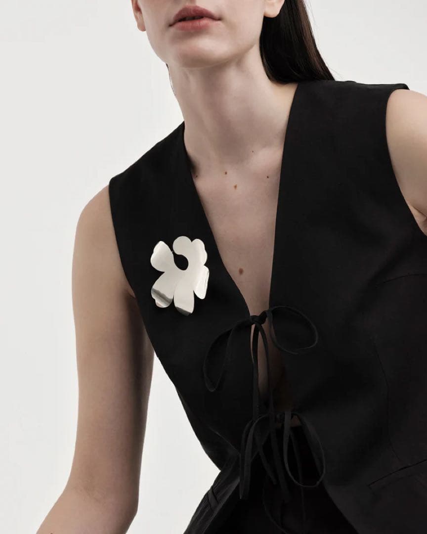 #73 お得！フィンランド発　カレワラジュエリー　ウニッコブローチ シルバー