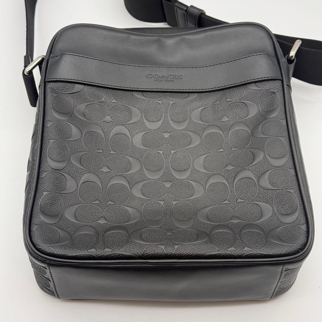 ✨美品✨コーチ ショルダーバッグ チャールズ エンボス サコッシュ ブラック 革