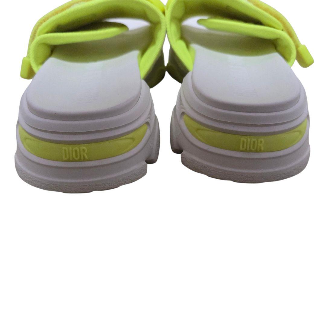 新品同様 クリスチャンディオール　バックルサンダル 22年モデル 23.5cm