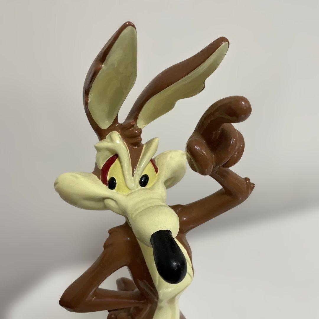 ワイリー・コヨーテ フィギュア