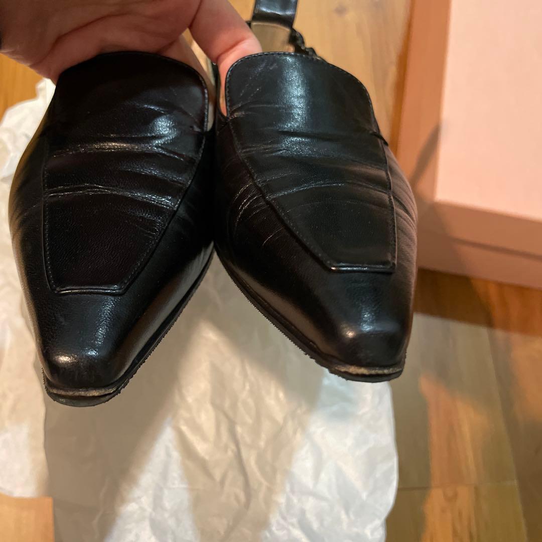 cocoNEBULONI E ブラック ポインテッドトゥ フラットシューズ