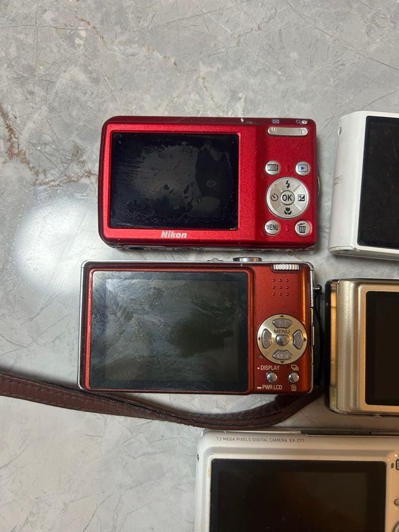 コンパクトデジカメ5台まとめ売り（ジャンク品）