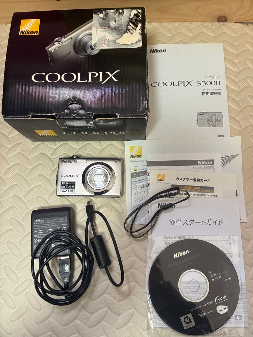 nikon&ニコン　coolpix s3000 デジタルカメラ