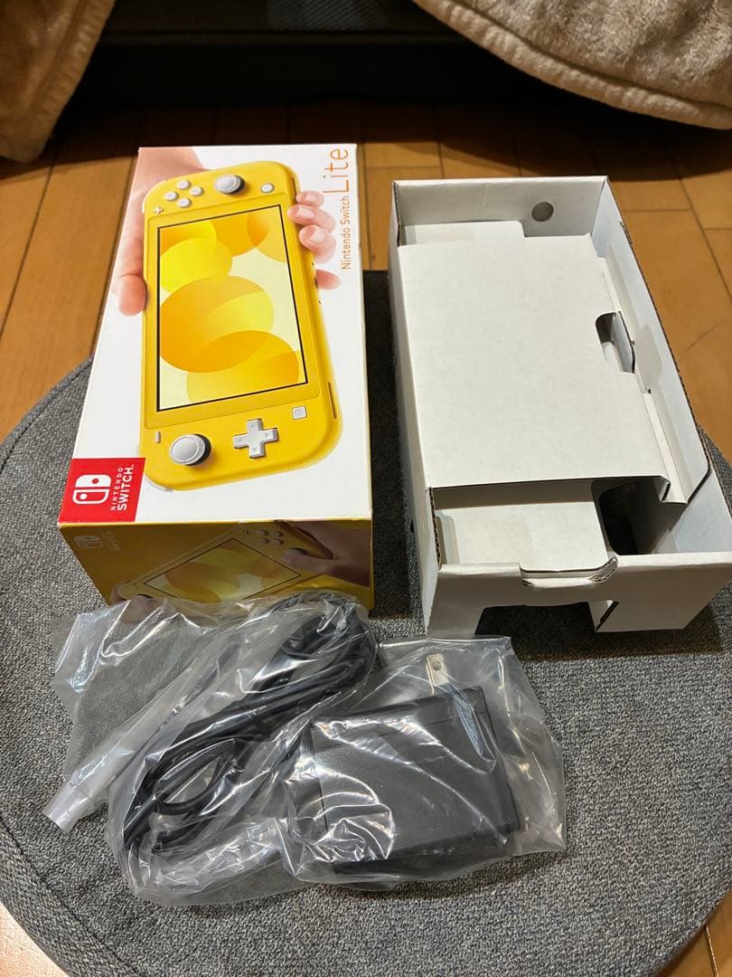 【動作確認済み•初期化済み】Switch Lite イエロー 本体