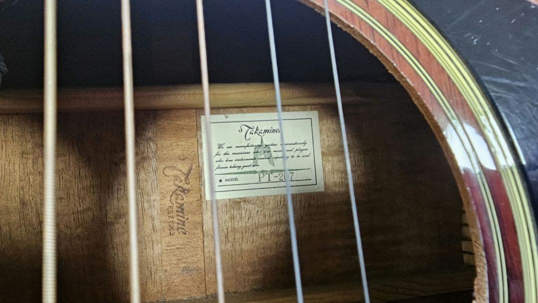 TAKAMINE PT-207　ハードケース付　アコースティックギター　タカミネ
