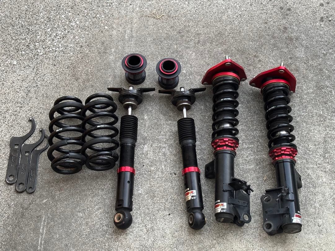 BLITZ DAMPER ZZ-R 車高調　ハリアー80 RAV4 50