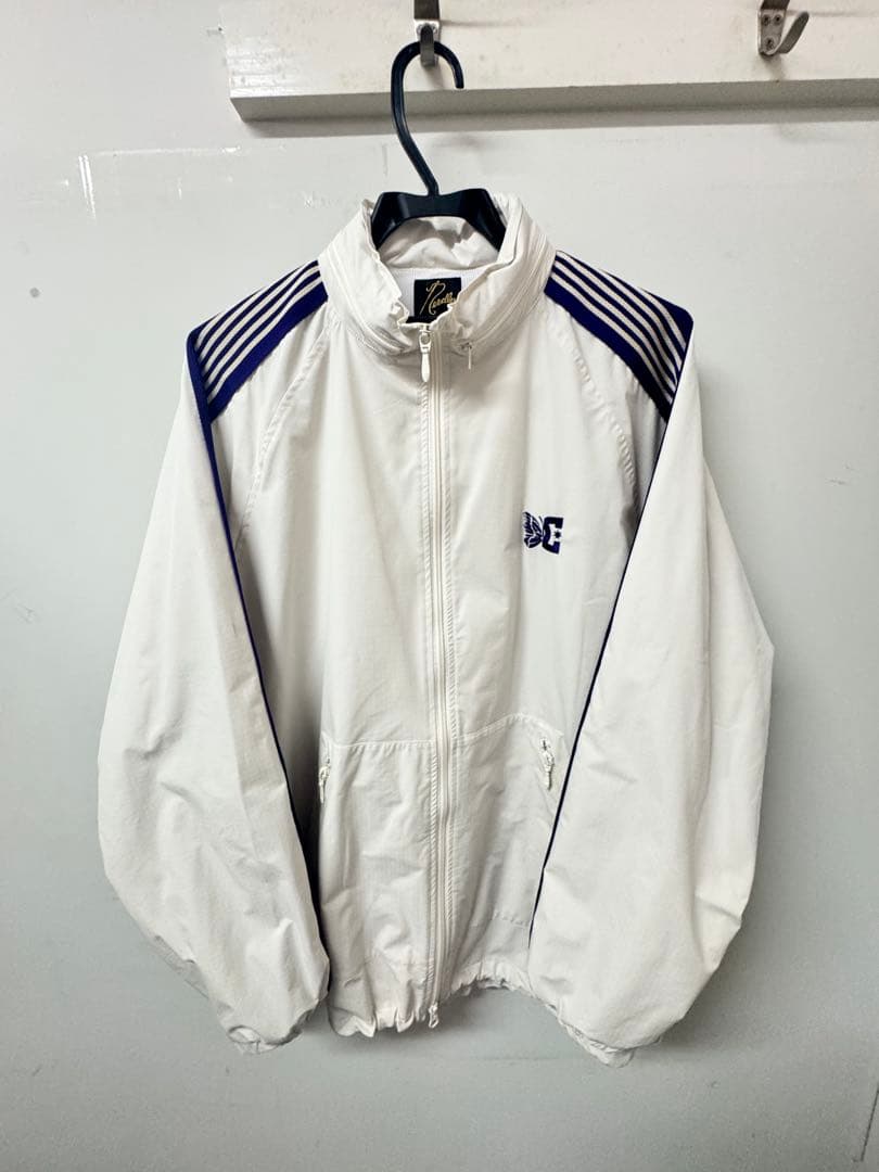 ホワイト ストライプ ナイロンジャケット