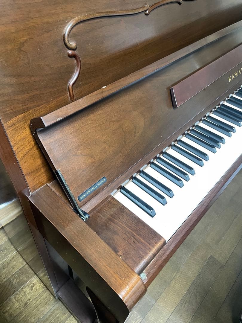 【上品なデザイン】KAWAI c-113 アップライトピアノ スツール付き