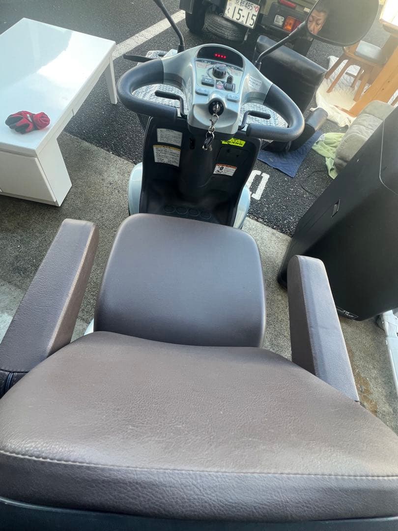 送料込みです　スズキ シニアカー，セニアカー