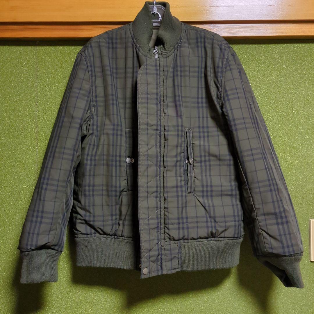 バーバリーブルーレーベル　オリーブ ミリタリージャケット
