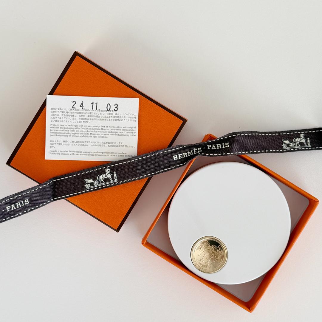 HERMES パウダー 24 フォーブル フェイス＆アイ イルミネーター 限定品