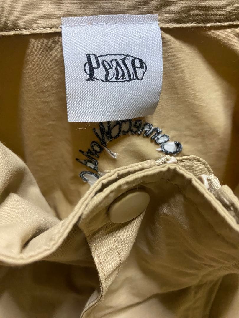 peateピート　ナイロンブルゾン