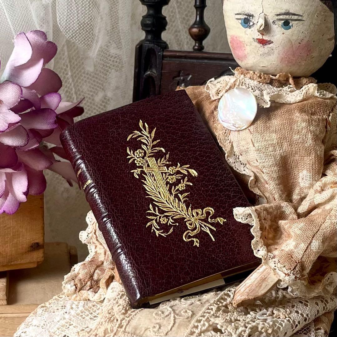 19世紀の小さな本　1892年　ミニブック　レザー金彩祈祷書フランスアンティーク
