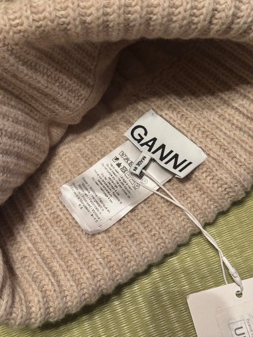【専用】GANNI ニット帽 ベージュ