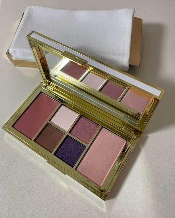 TOM FORD トムフォード ソレイユ アイ アンド チーク パレット 04