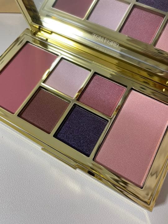 TOM FORD トムフォード ソレイユ アイ アンド チーク パレット 04