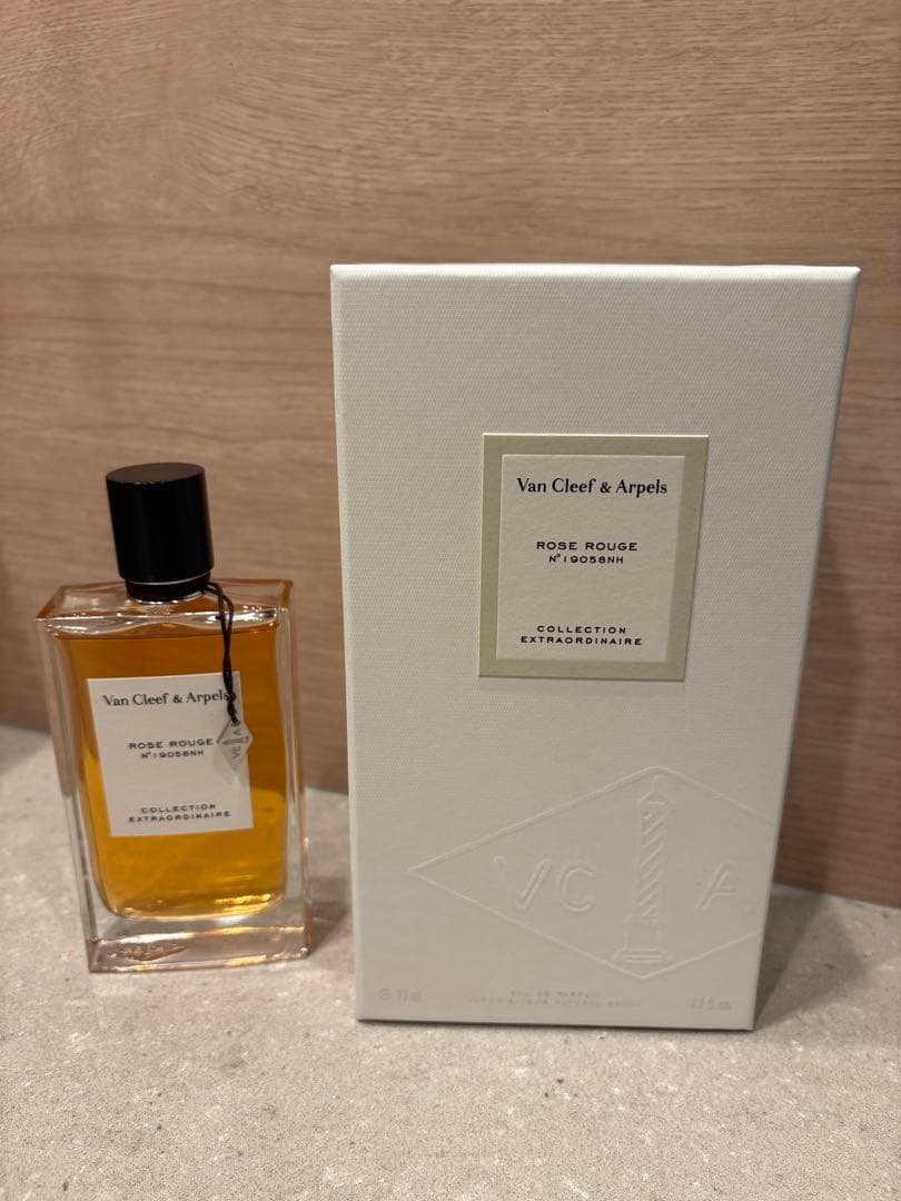 美品　Van Cleef & Arpels Rose Rouge ヴァンクリーフ