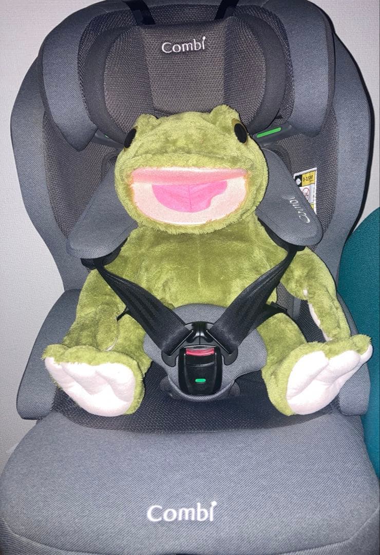 コンビ⭐️チャイルドシート　ジョイトリップアドバンスISOFIX クリーニング済み
