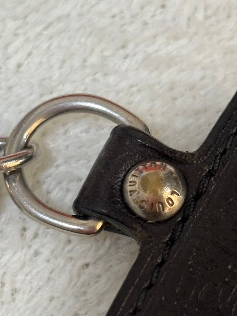 Louis Vuitton ブラックレザー　キーホルダー　キーリング