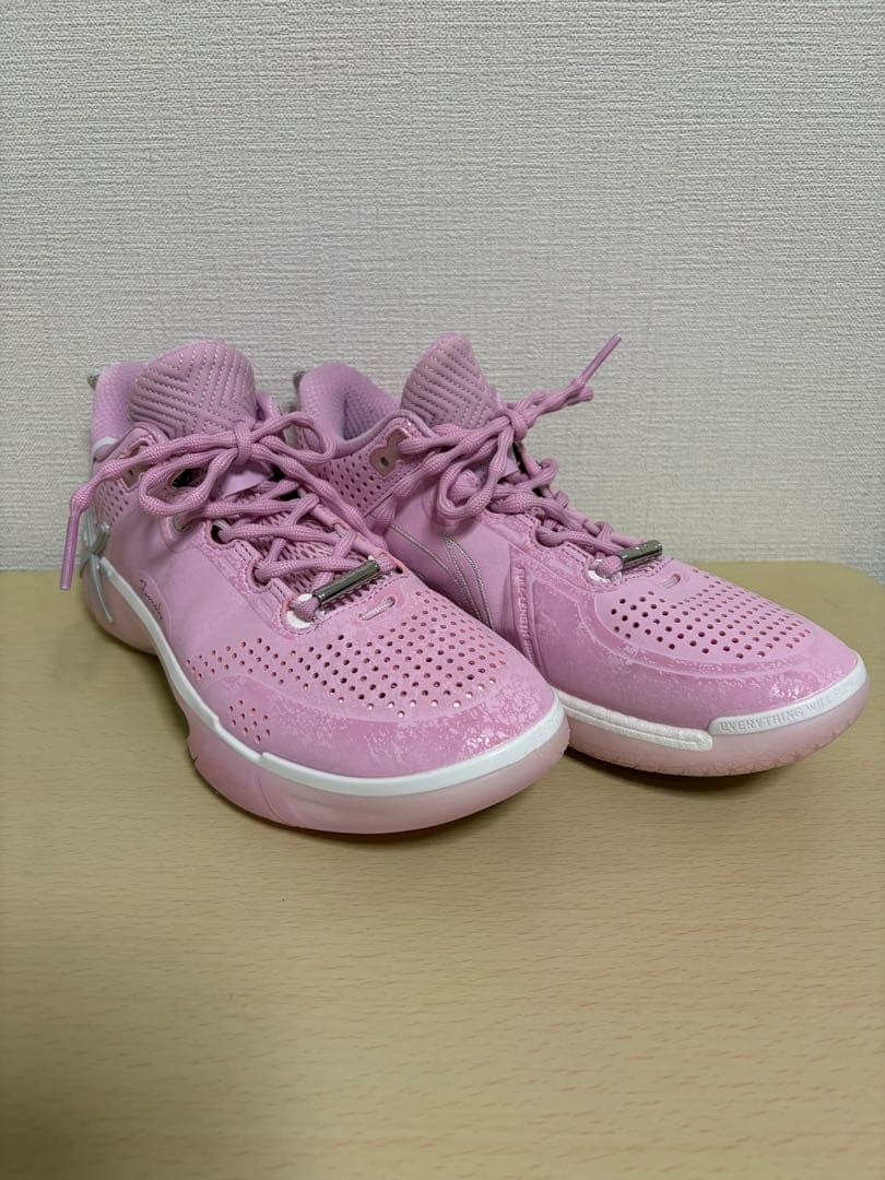 LI-NING ピンク バッシュ 25.0cm 美品