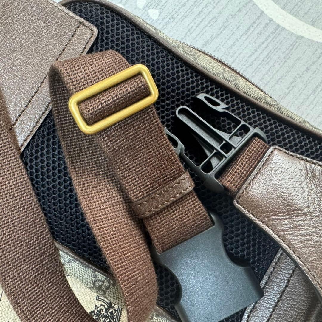 GUCCI GGベルト ボディバッグ