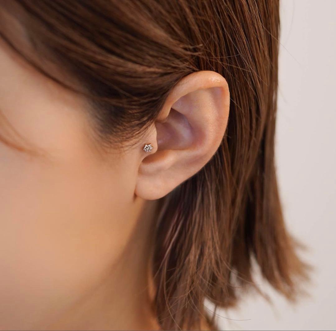 PICOLLET K18YG/PT ダイヤモンドフラワーピアス