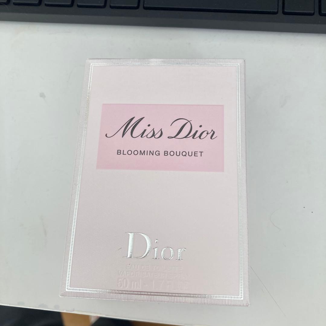 Miss Dior Blooming Bouquet 50mL オードトワレ
