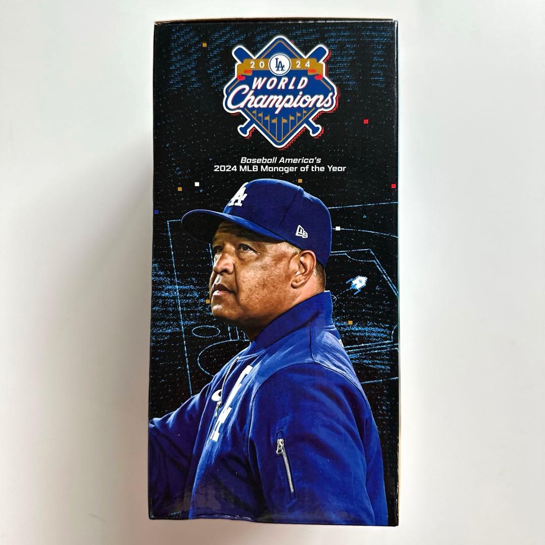 4/26 デイブロバーツ監督 ボブルヘッド 小冊子付き