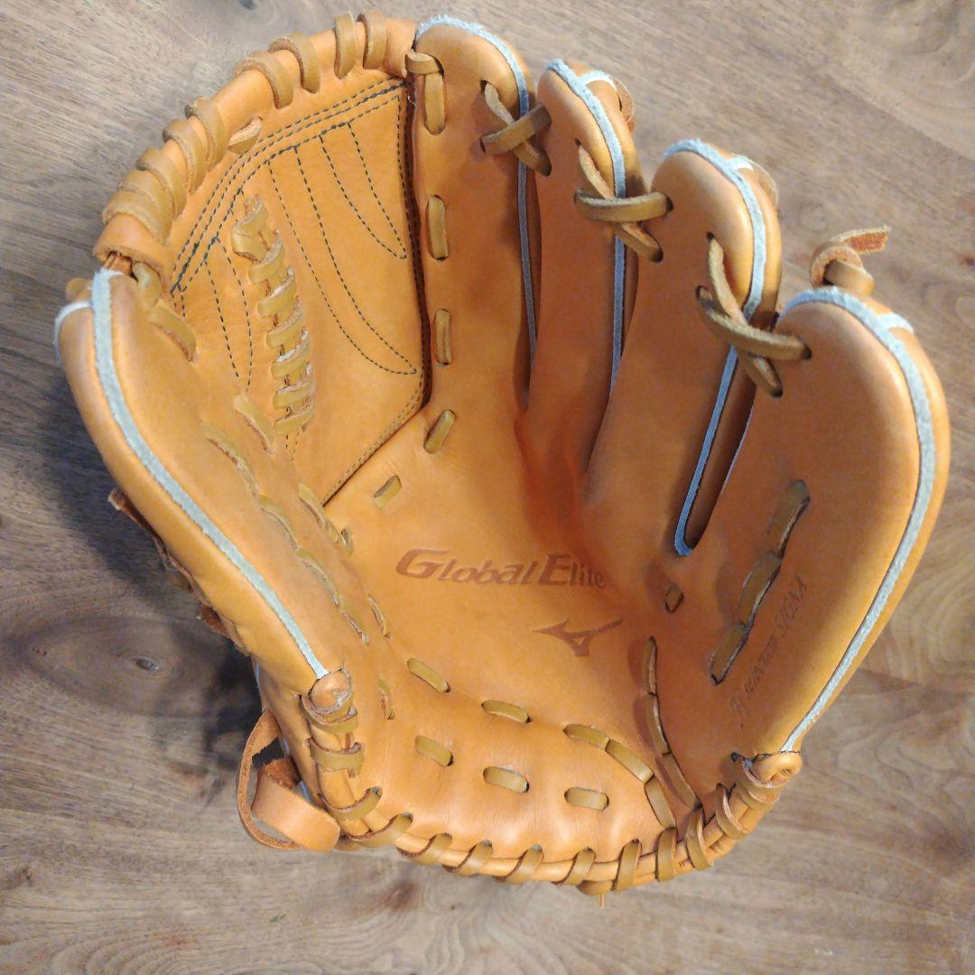 ミズノ軟式グローブ　グローバルエリート　Hselection SIGNA右投手用