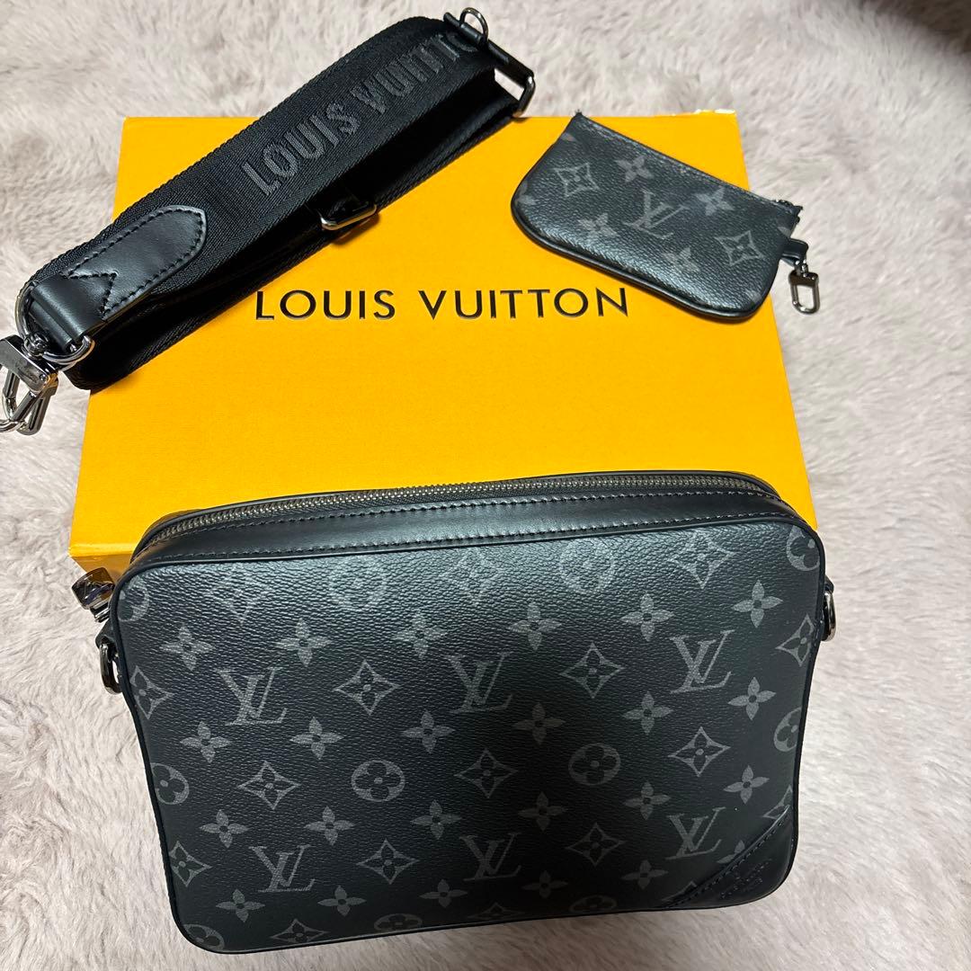 LOUIS VUITTON ブラック ショルダーバッグ