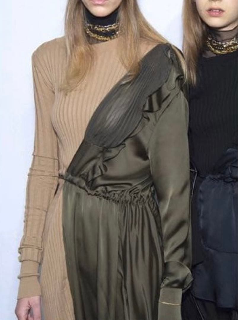 みーこsacai 20S/S アシンメトリードッキングニットワンピース